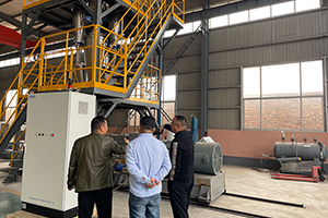 歡迎客戶(hù)來(lái)我公司實(shí)地考察擠塑板項(xiàng)目